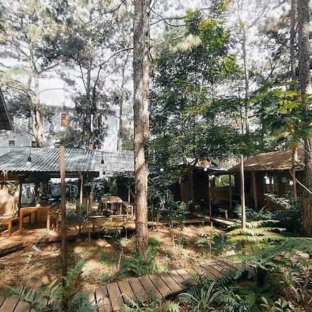 La Maison Homestay Mang Den Kon Tum Exteriör bild