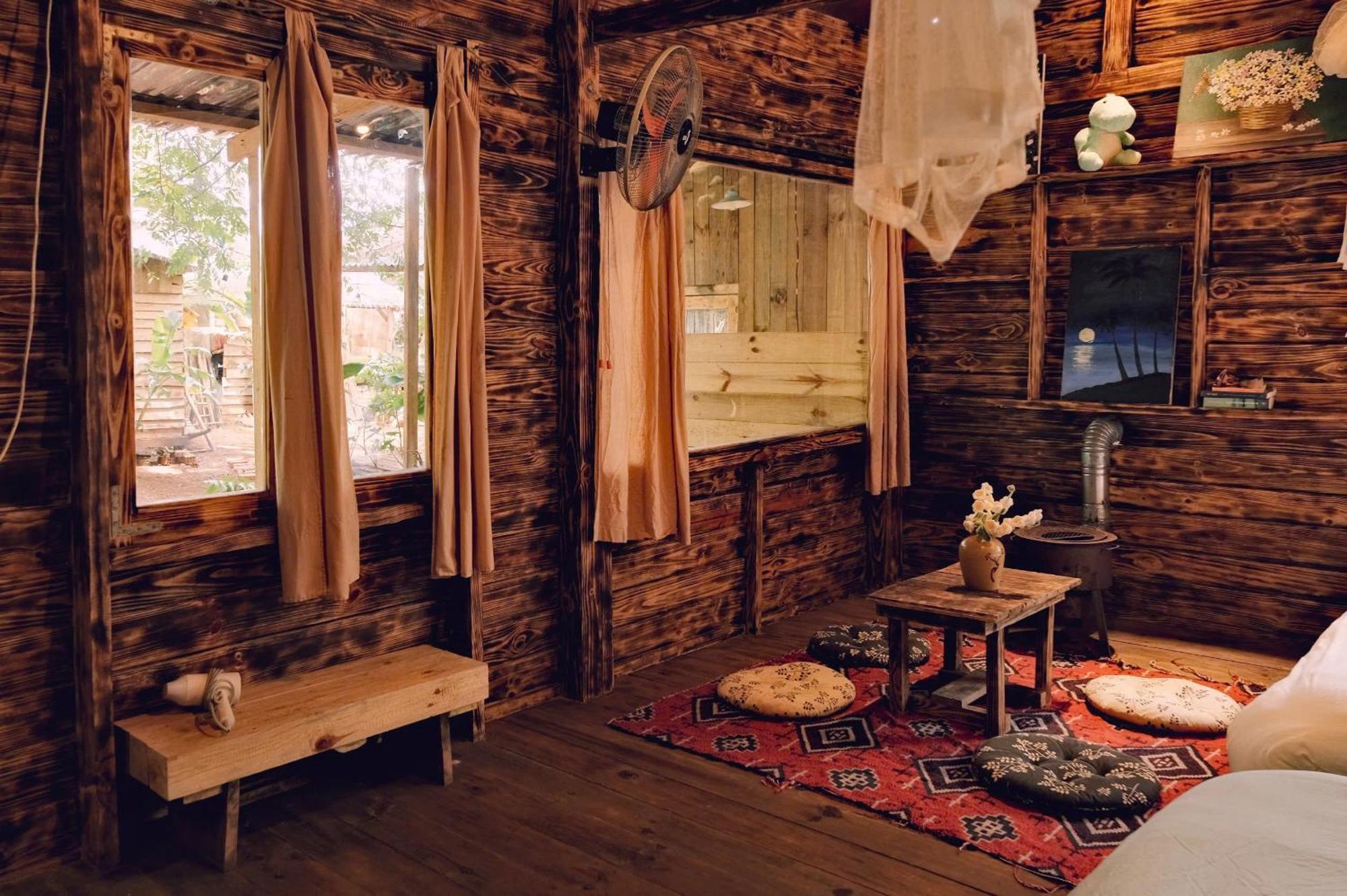 La Maison Homestay Mang Den Kon Tum Exteriör bild