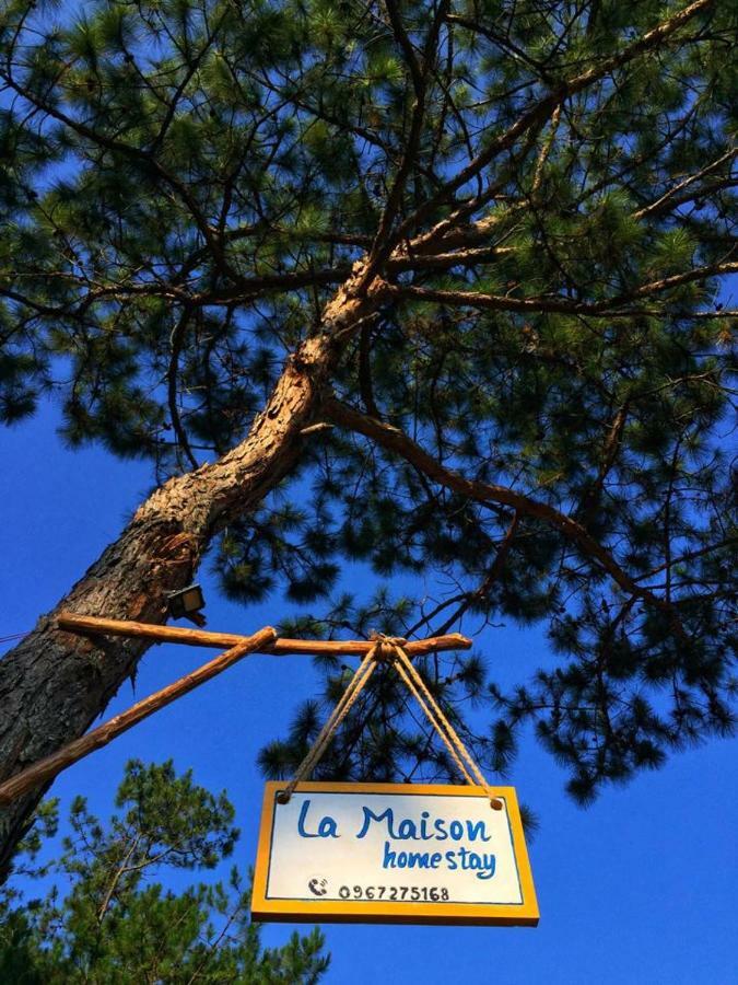La Maison Homestay Mang Den Kon Tum Exteriör bild